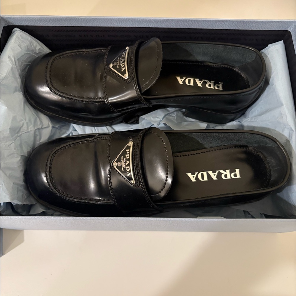 Prada Women’s Black Loafers - Picture 2 of 5